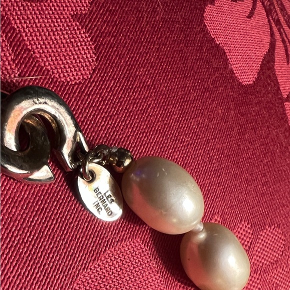 Vintage Les Bernard Graduated Faux Beads Pearl Necklace 16" - Picture 4 of 4